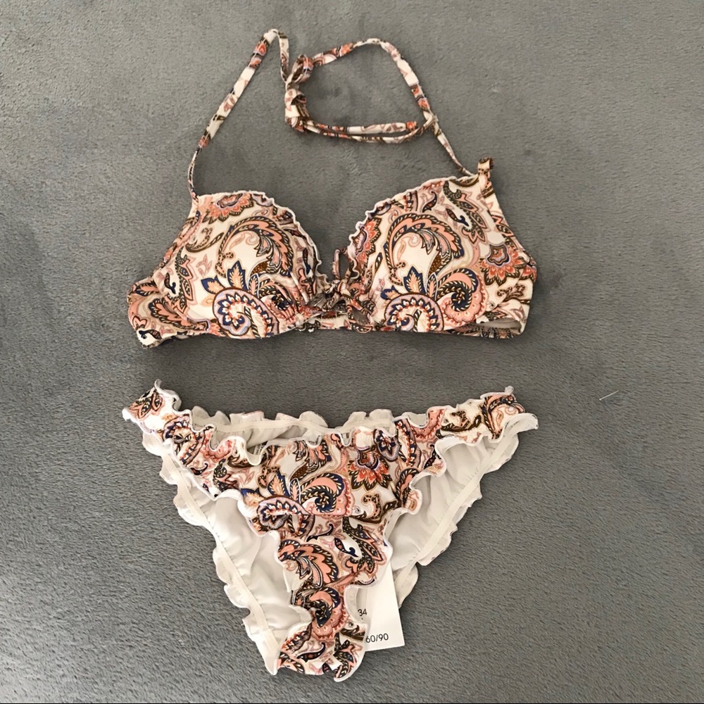 NWOT H&M swimsuit